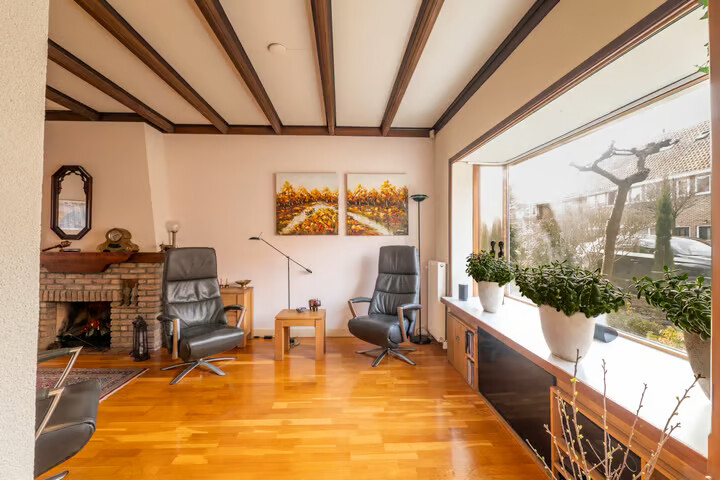 Hoekwoning te koop: Hazenstraat 70, Hilversum