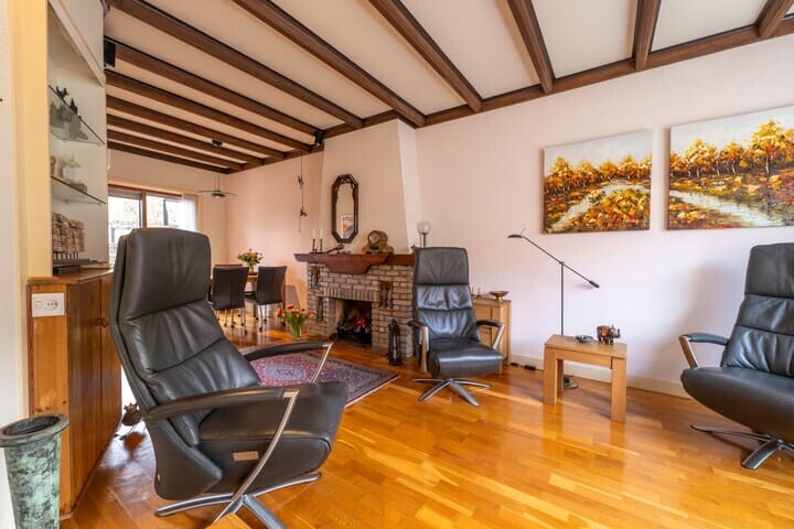Hoekwoning te koop: Hazenstraat 70, Hilversum