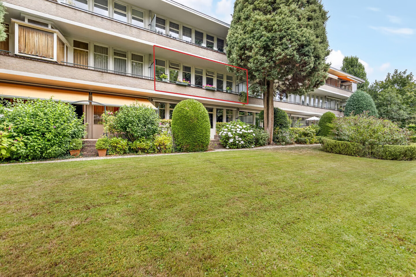 Appartement te koop: Lambertus Hortensiuslaan 14, Hilversum