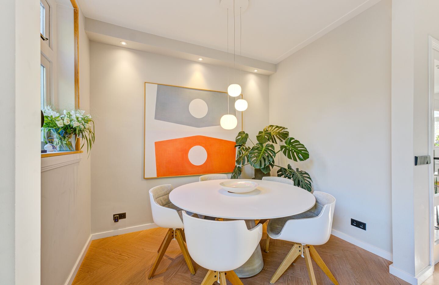 Vrijstaande woning te koop: Badhuislaan 8, Hilversum