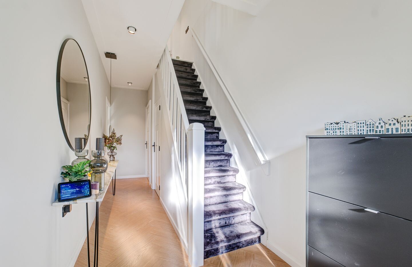 Vrijstaande woning te koop: Badhuislaan 8, Hilversum