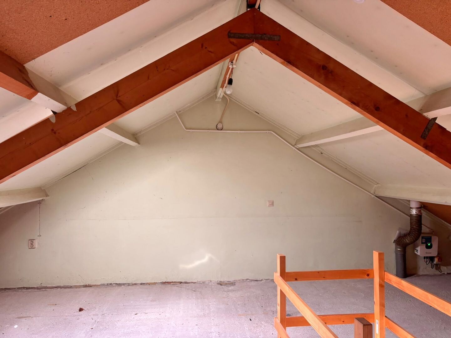 Tussenwoning te koop: Hommelmeent 67, Hilversum