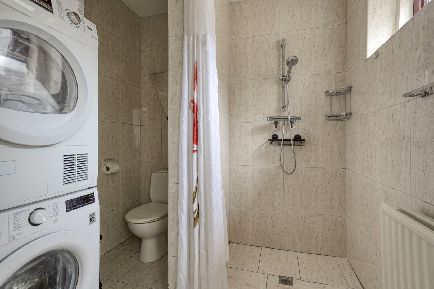 Tussenwoning te koop: Hoge Larenseweg 209, Hilversum