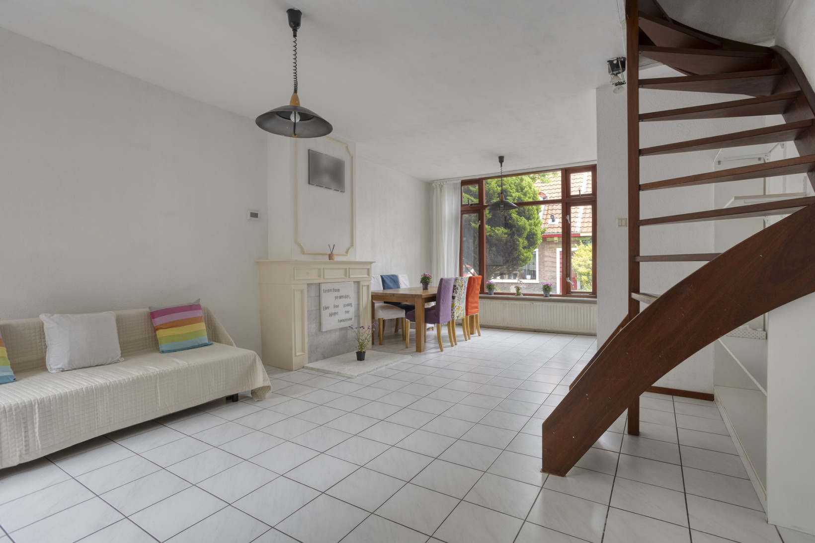 Tussenwoning te koop: Hoge Larenseweg 209, Hilversum
