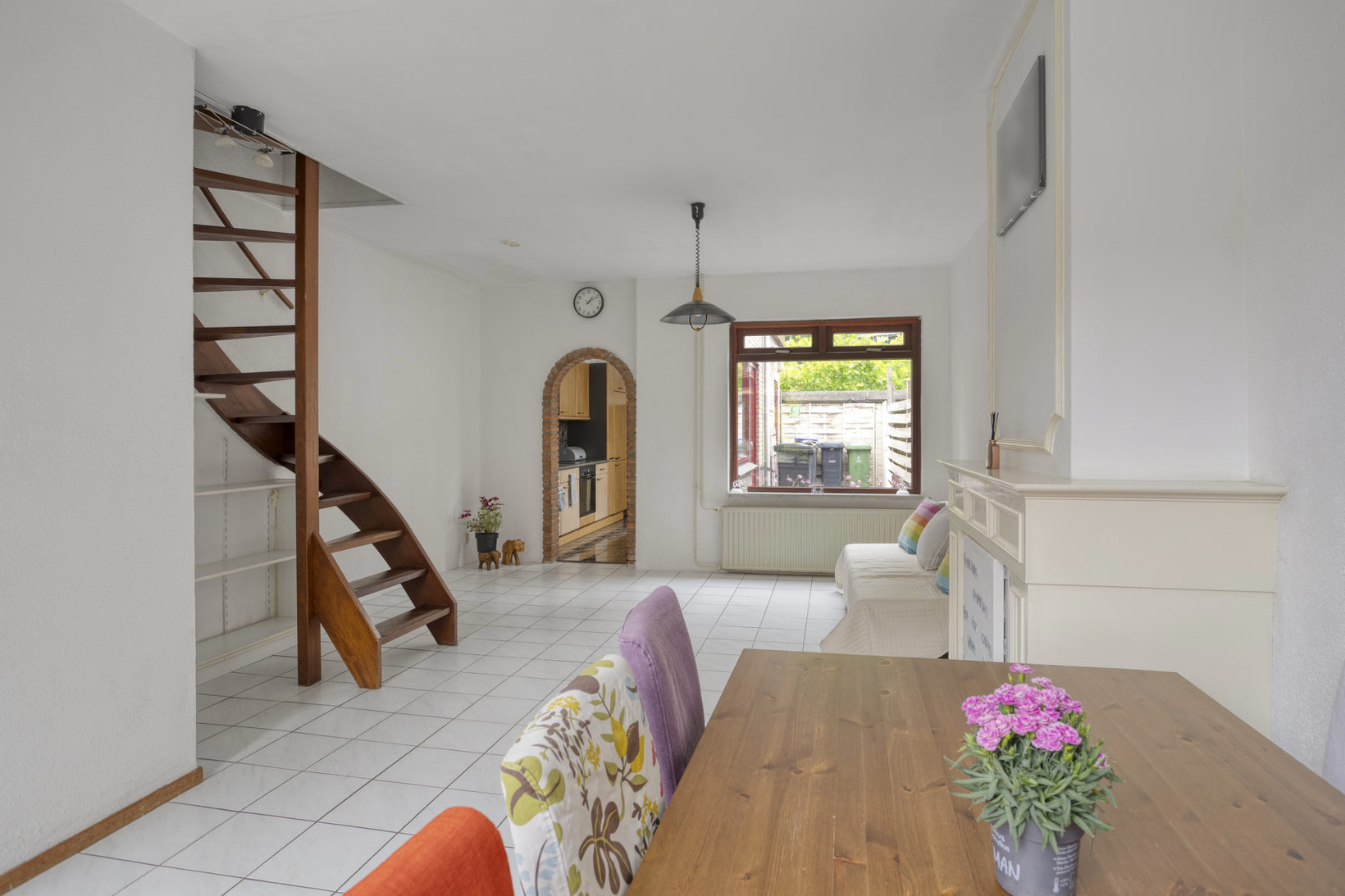 Tussenwoning te koop: Hoge Larenseweg 209, Hilversum