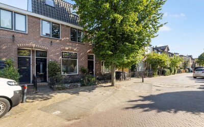 Leeghwaterstraat 76