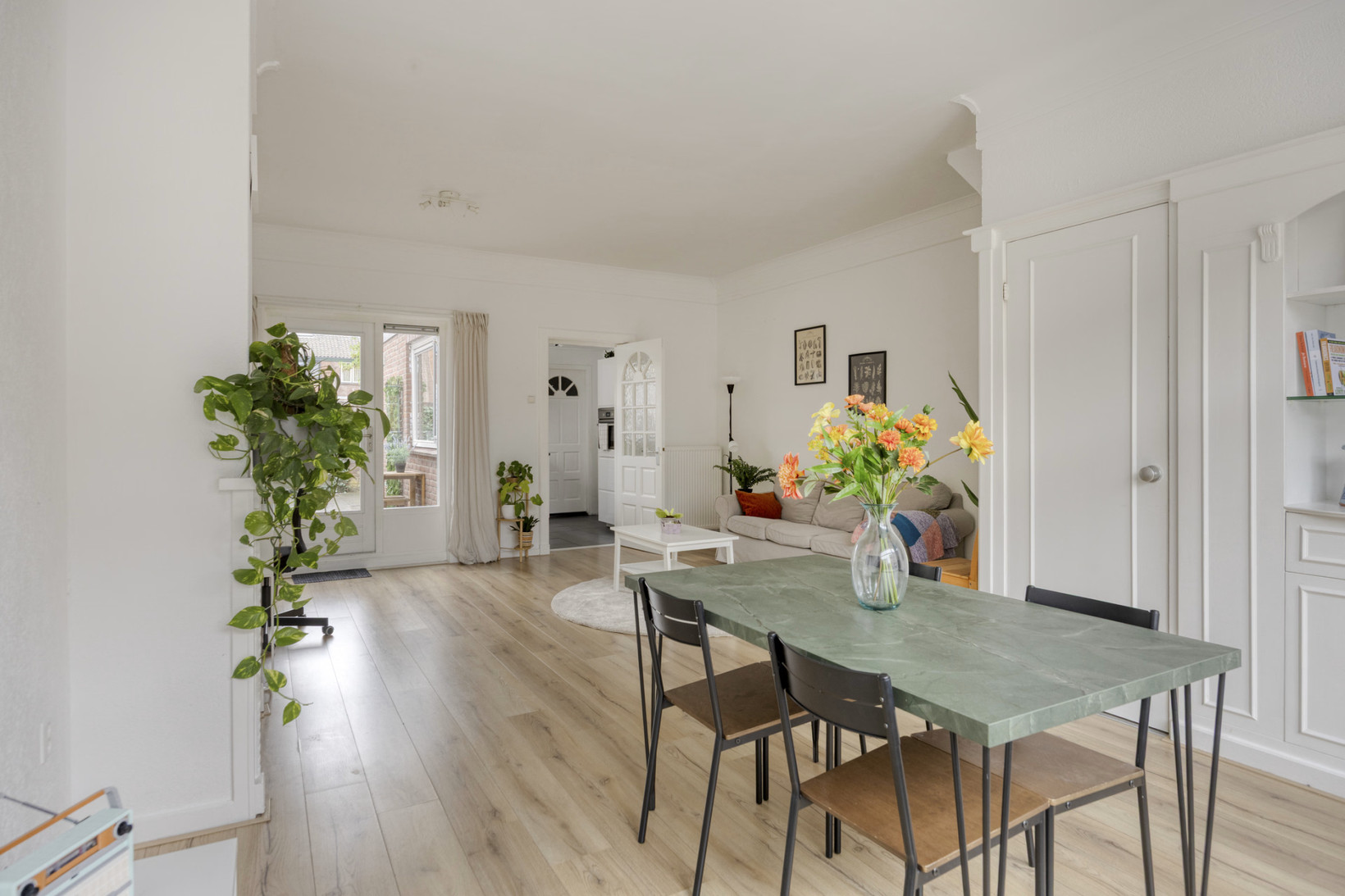 Tussenwoning te koop: Leeghwaterstraat 126, Hilversum