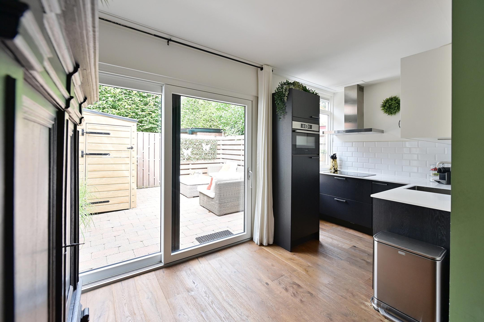 Tussenwoning te koop: Professor De Jongstraat 5, Hilversum