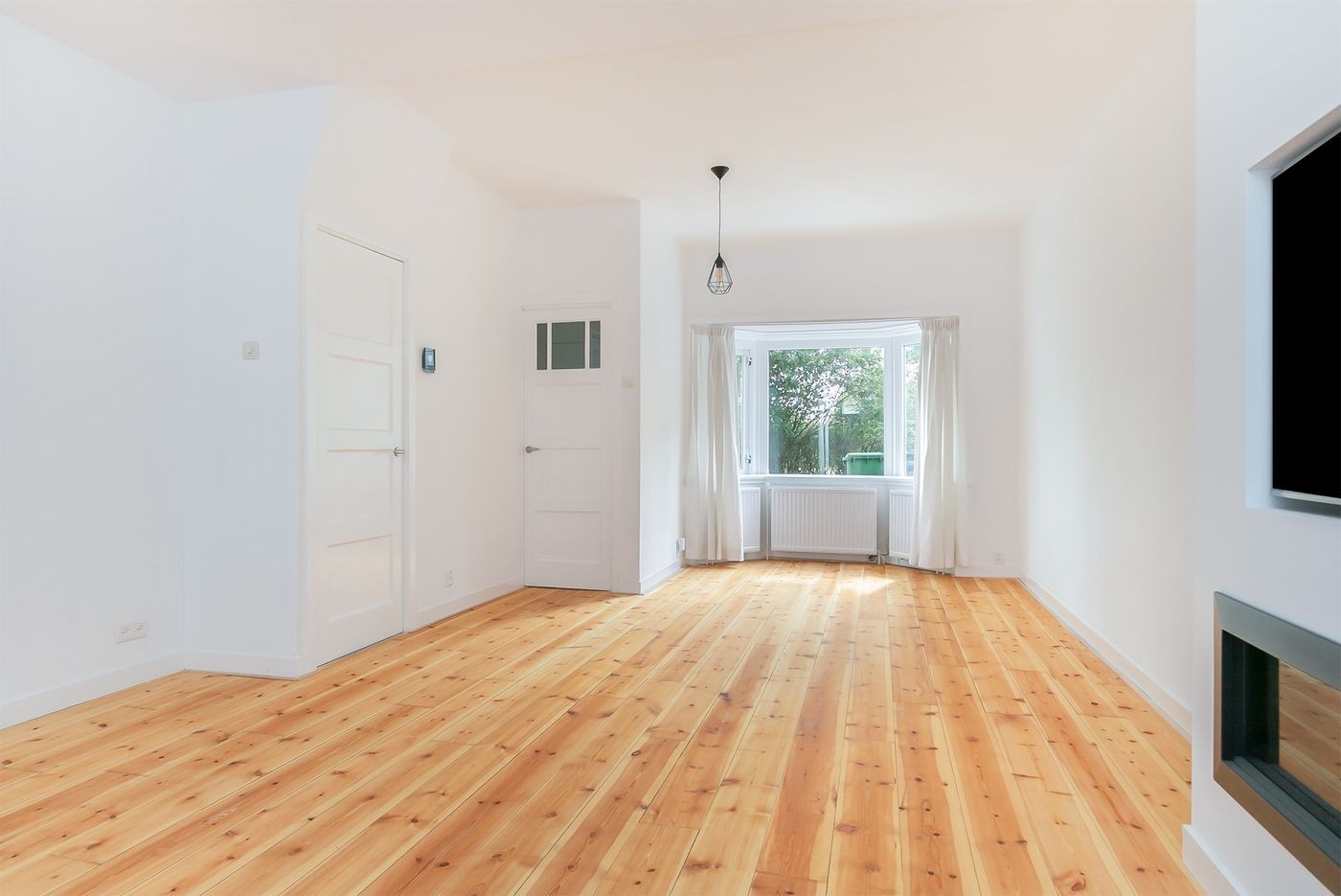 Tussenwoning te koop: Professor Kochstraat 3, Hilversum