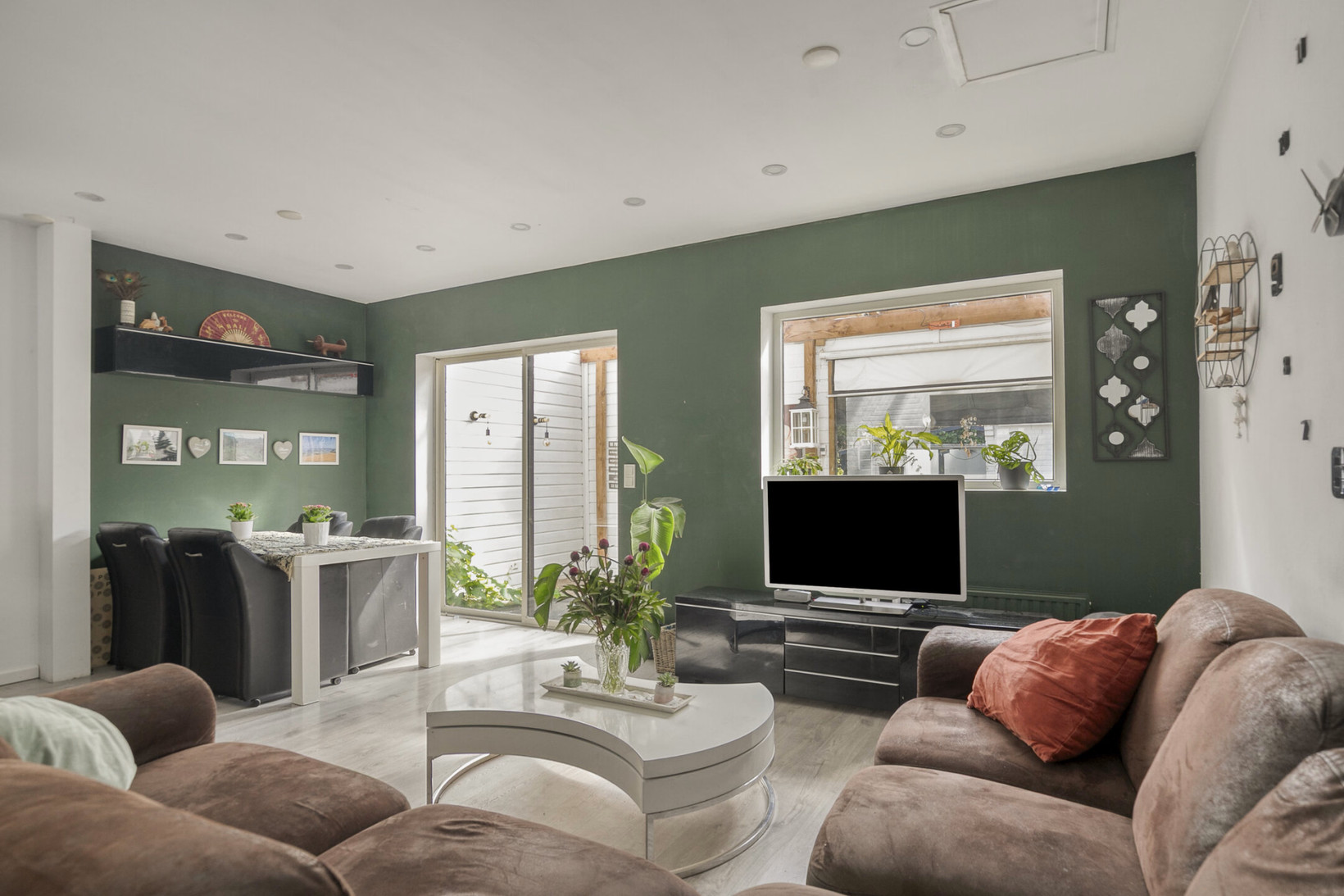 Tussenwoning te koop: Fahrenheitlaan 34, Hilversum