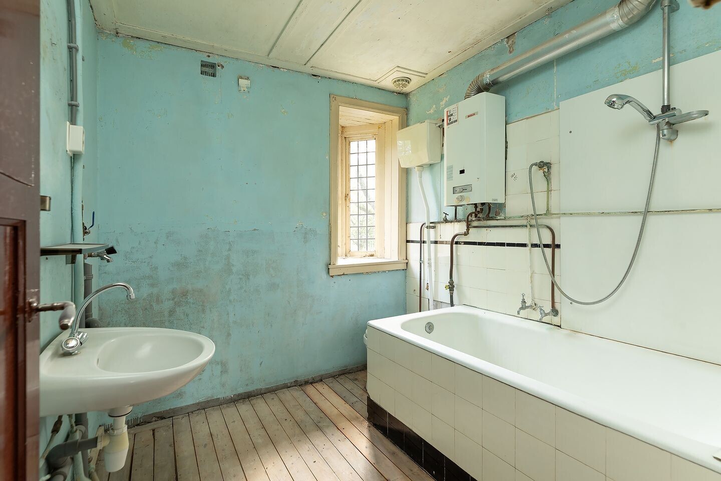 Tussenwoning te koop: Snelliuslaan 9, Hilversum