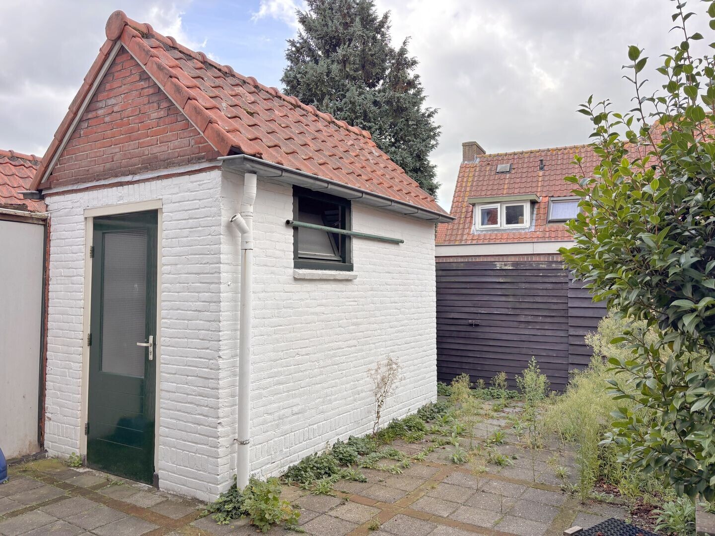 Tussenwoning te koop: Kapteynstraat 69, Hilversum