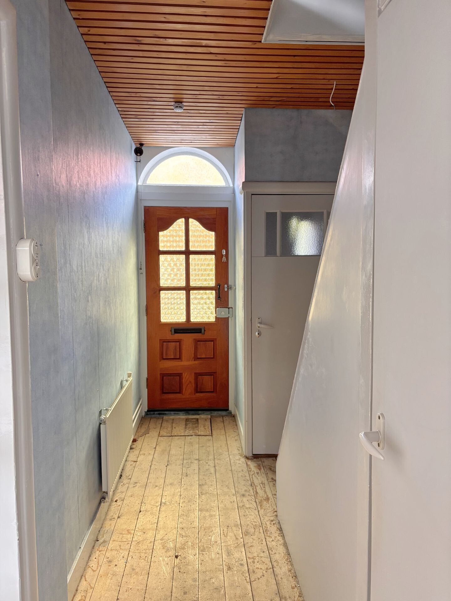 Tussenwoning te koop: Kapteynstraat 69, Hilversum