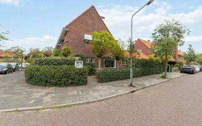 Wegastraat 1