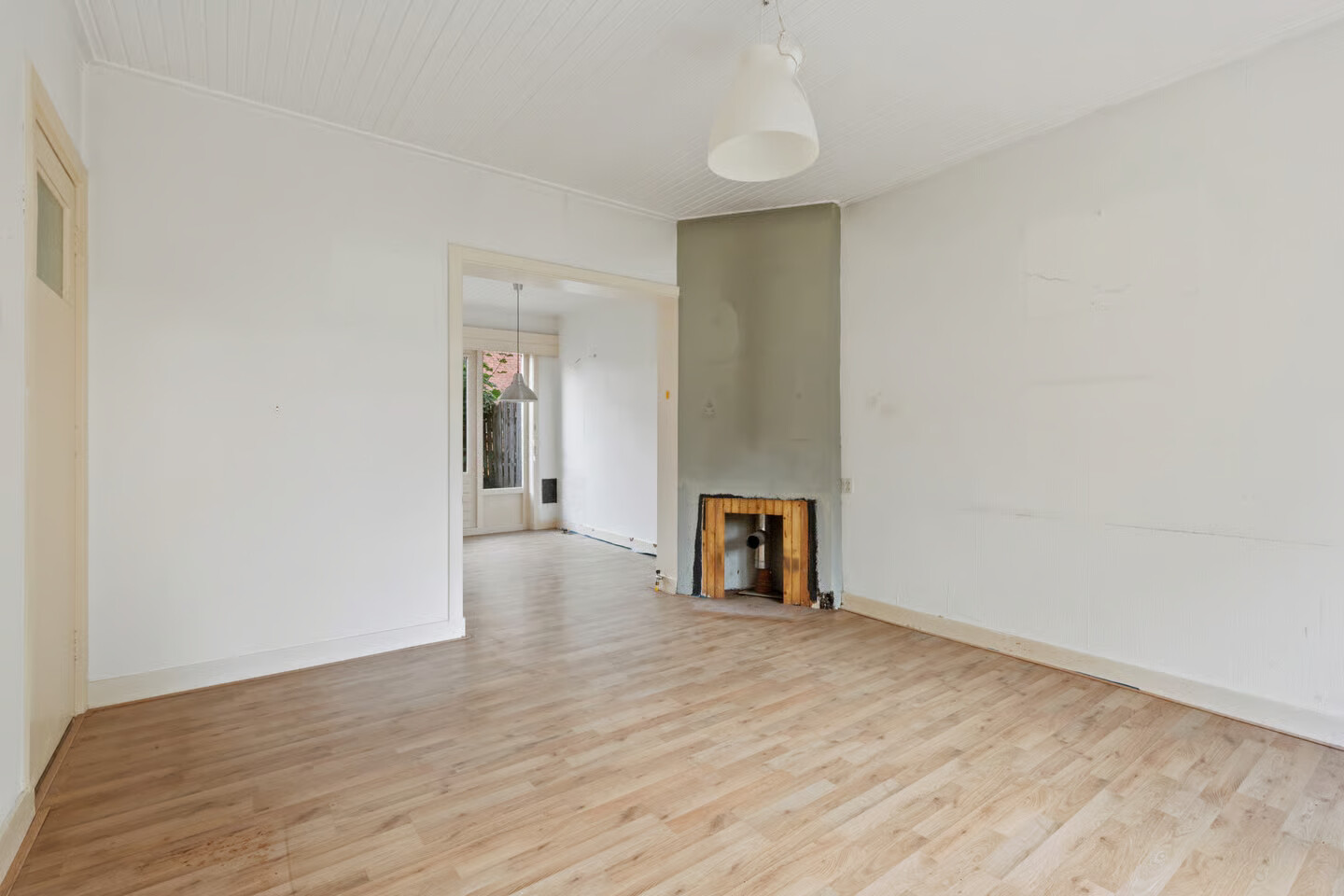 Tussenwoning te koop: Wegastraat 41, Hilversum