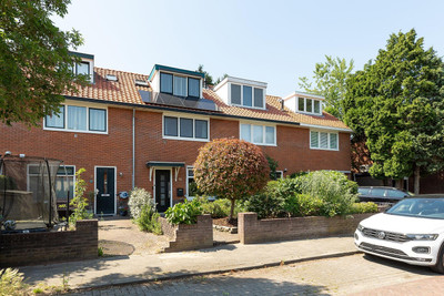Curiestraat 16