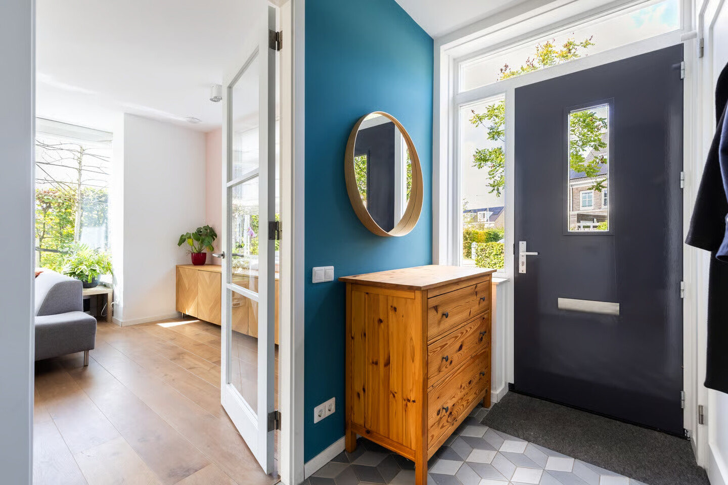 Twee-onder-één-kap te koop: Annie M.G. Schmidtstraat 2, Hilversum