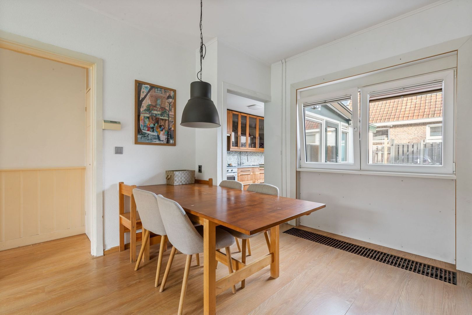 Tussenwoning te koop: Liebergerweg 141, Hilversum