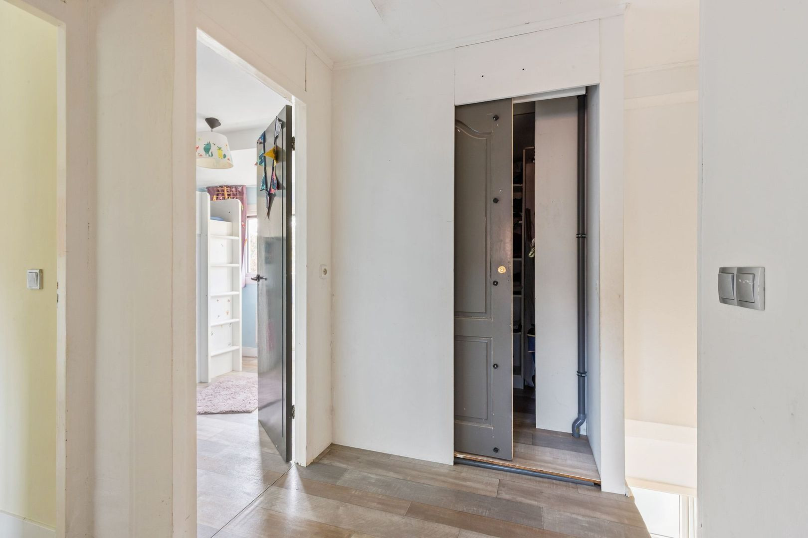 Tussenwoning te koop: Liebergerweg 141, Hilversum