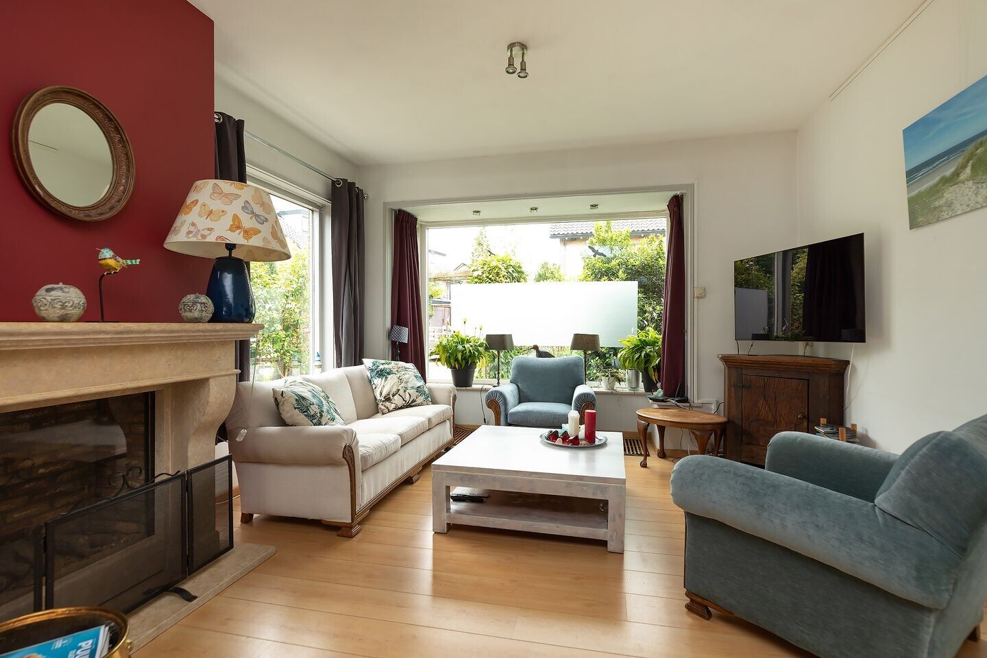 Hoekwoning te koop: van Mierislaan 2, Loosdrecht