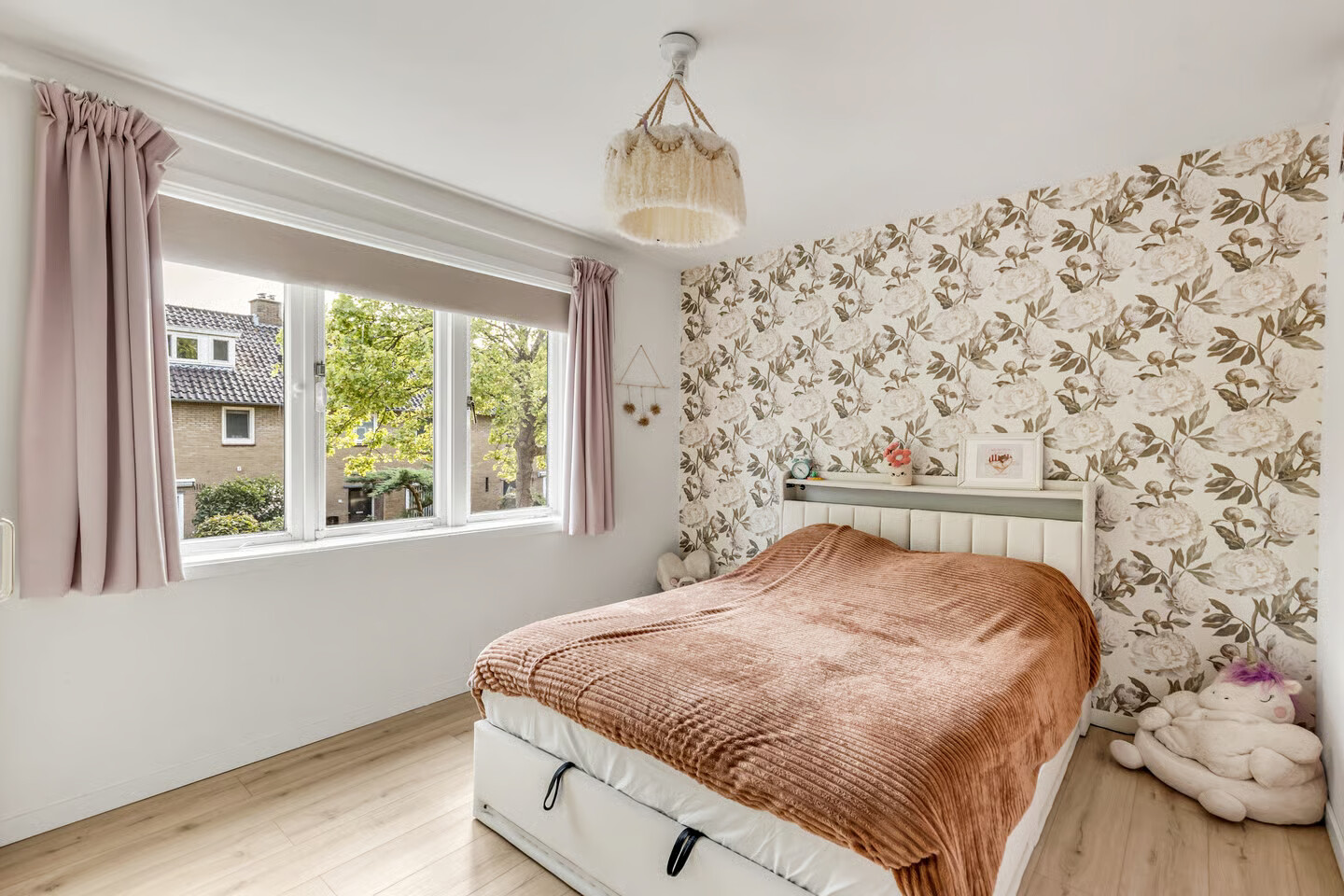 Tussenwoning te koop: Ruysdaellaan 28, Loosdrecht
