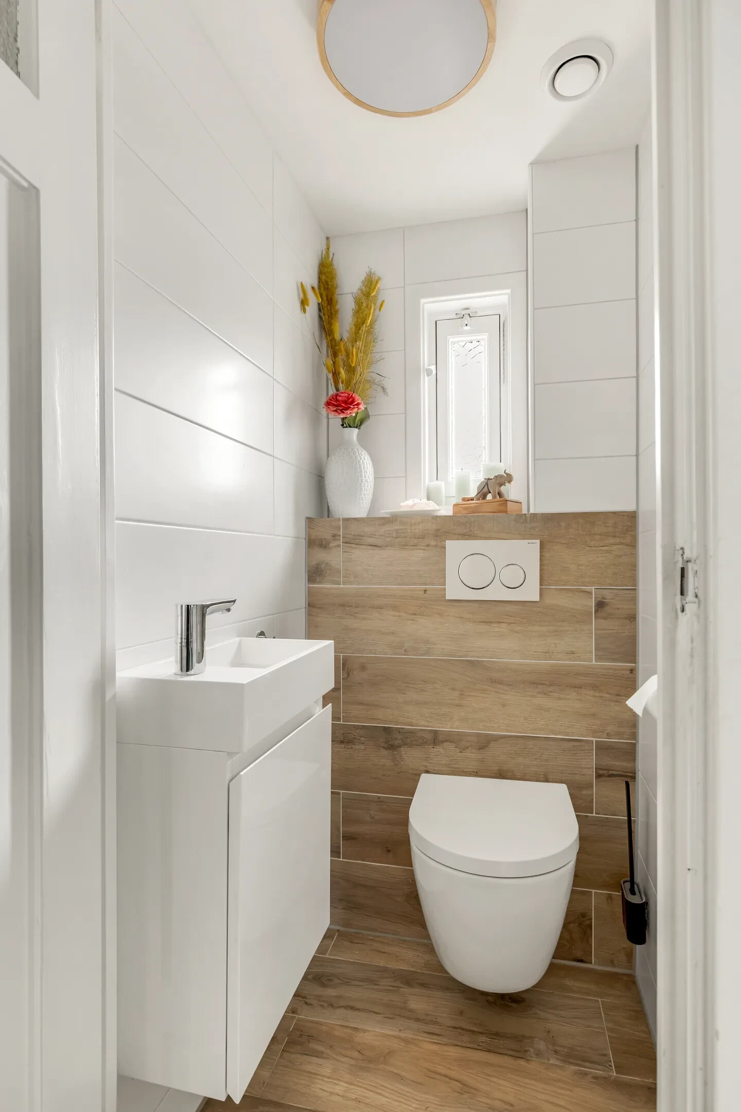 Tussenwoning te koop: Ruysdaellaan 28, Loosdrecht