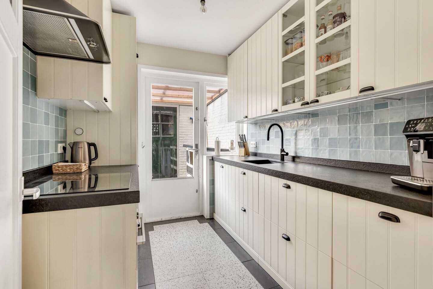 Tussenwoning te koop: Ruysdaellaan 28, Loosdrecht