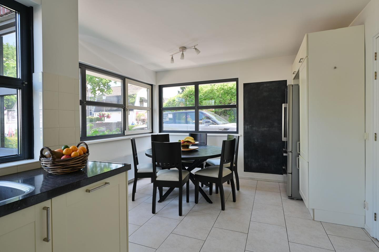 Hoekwoning te koop: Nootweg 14B, Loosdrecht