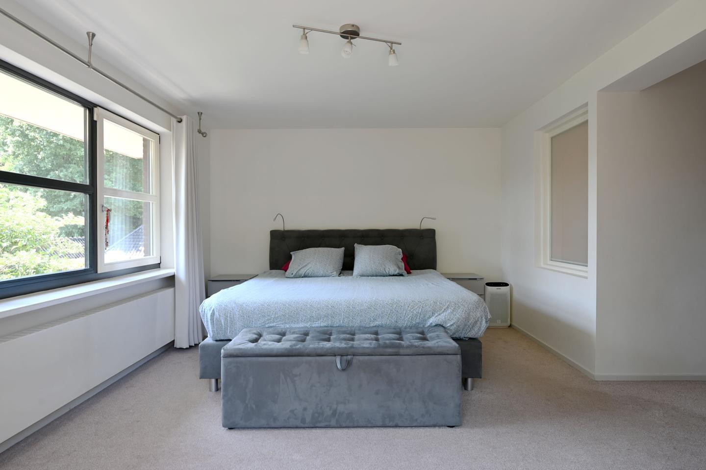 Hoekwoning te koop: Nootweg 14B, Loosdrecht