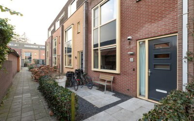 Dominee Versteegtstraat 12