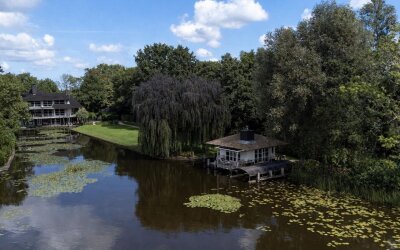 Nieuw-Loosdrechtsedijk 223