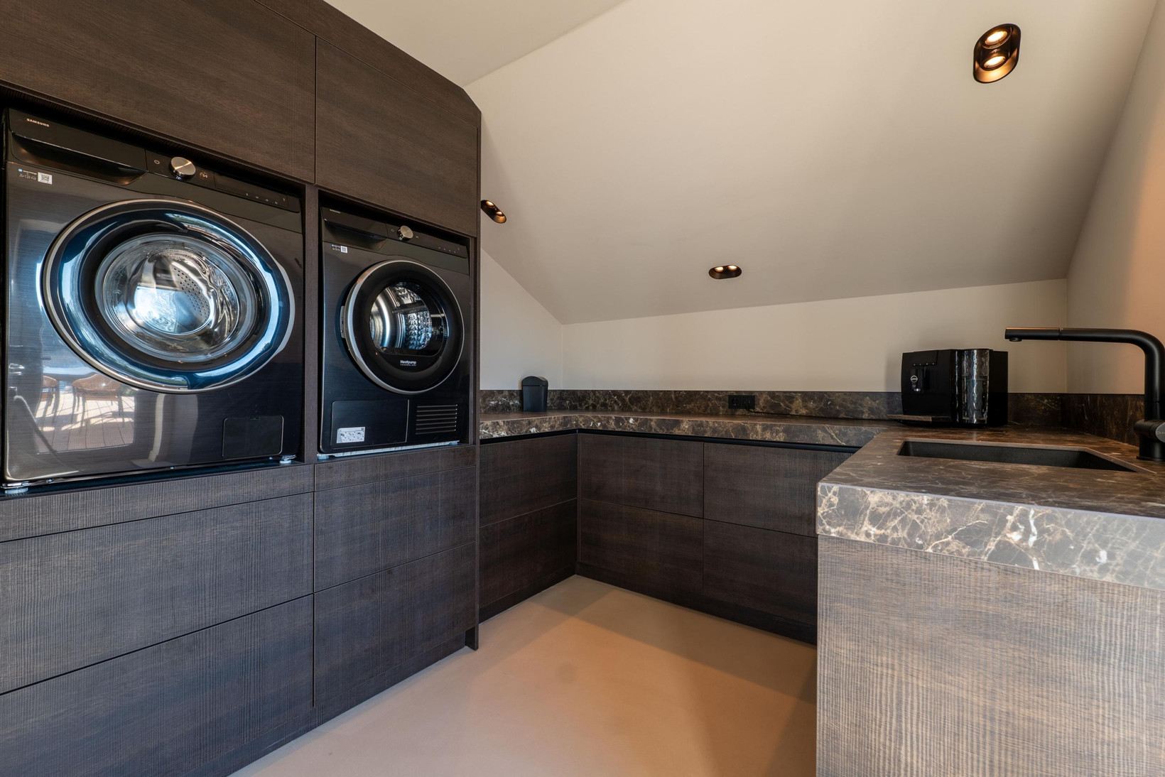 Vrijstaande woning te koop: Nieuw-Loosdrechtsedijk 232, Loosdrecht