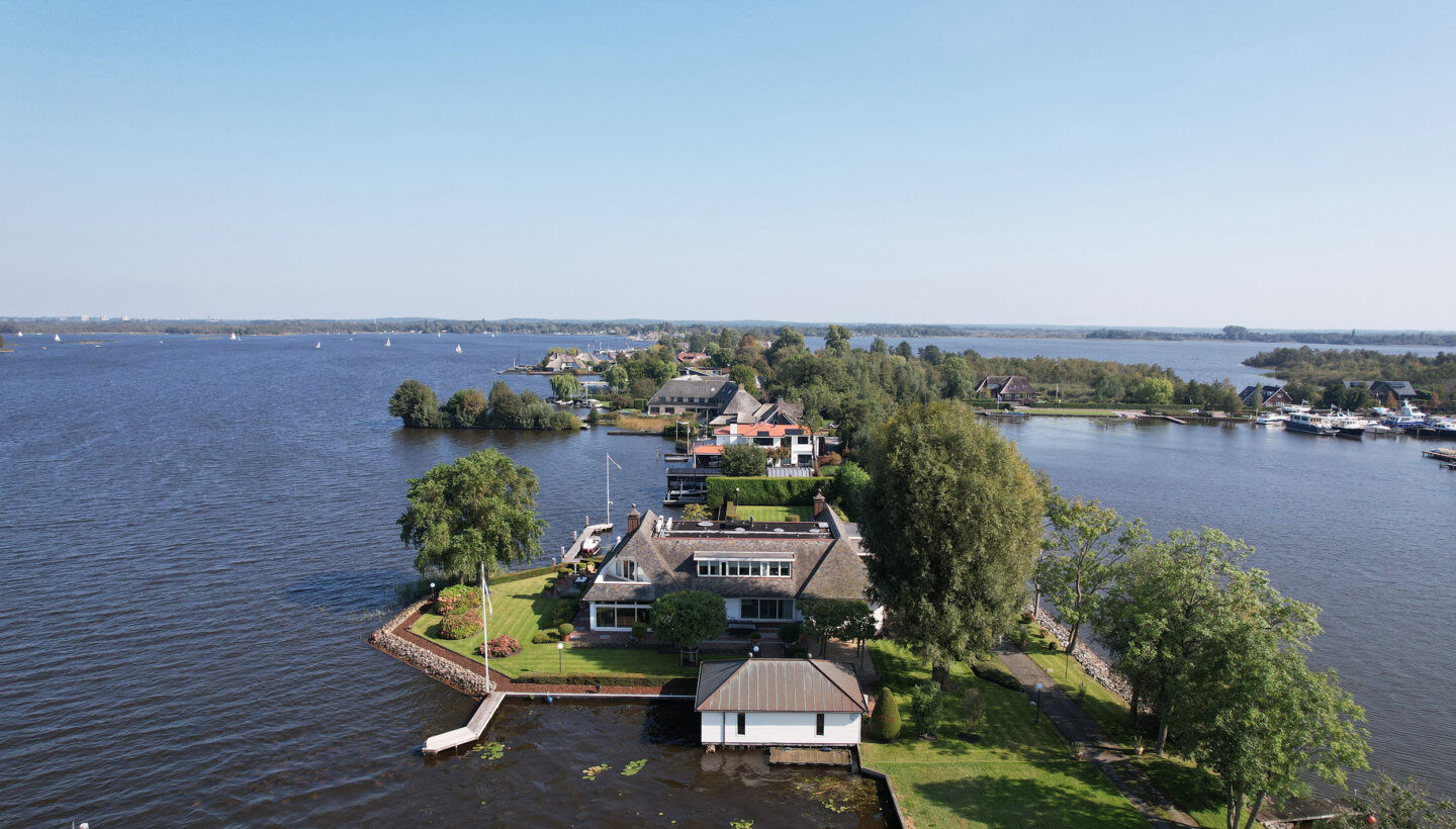 Vrijstaande woning te koop: Nieuw-Loosdrechtsedijk 306, Loosdrecht