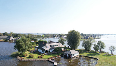 Nieuw-Loosdrechtsedijk 306