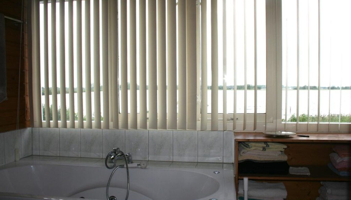 Vrijstaande woning te huur: Veendijk 24, Loosdrecht