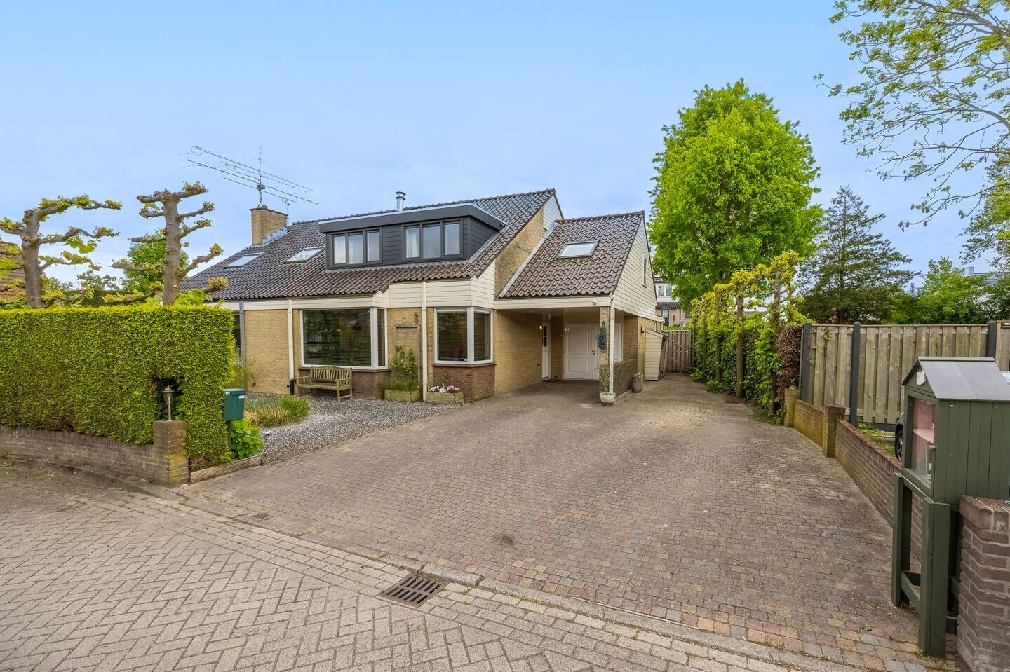 Twee-onder-één-kap te koop: Drie Kampjes 7, Loosdrecht