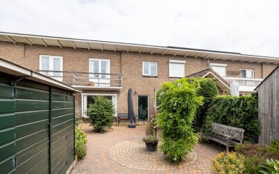 Lijsterbesl. 23