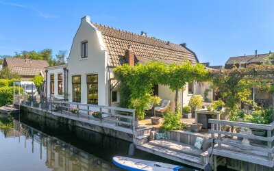 Zuidereinde 84