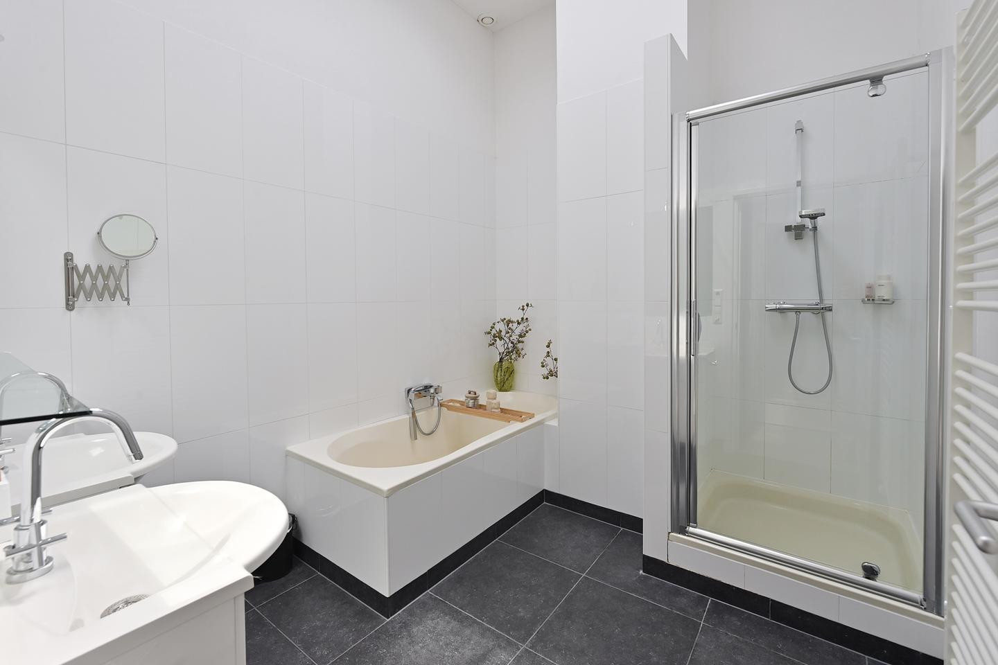 Appartement te koop: Naarderstraat 25A, Laren
