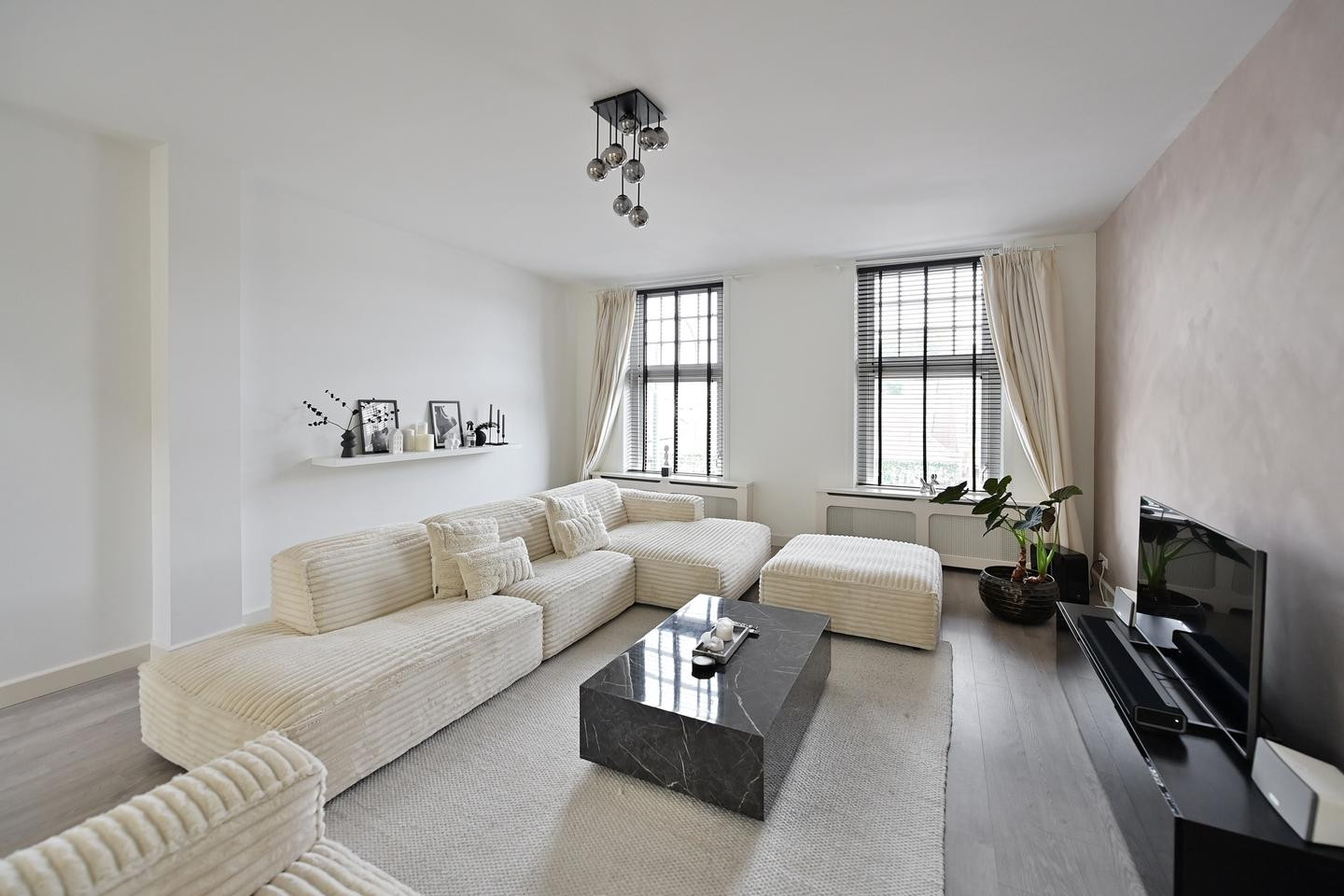 Appartement te koop: Naarderstraat 25A, Laren