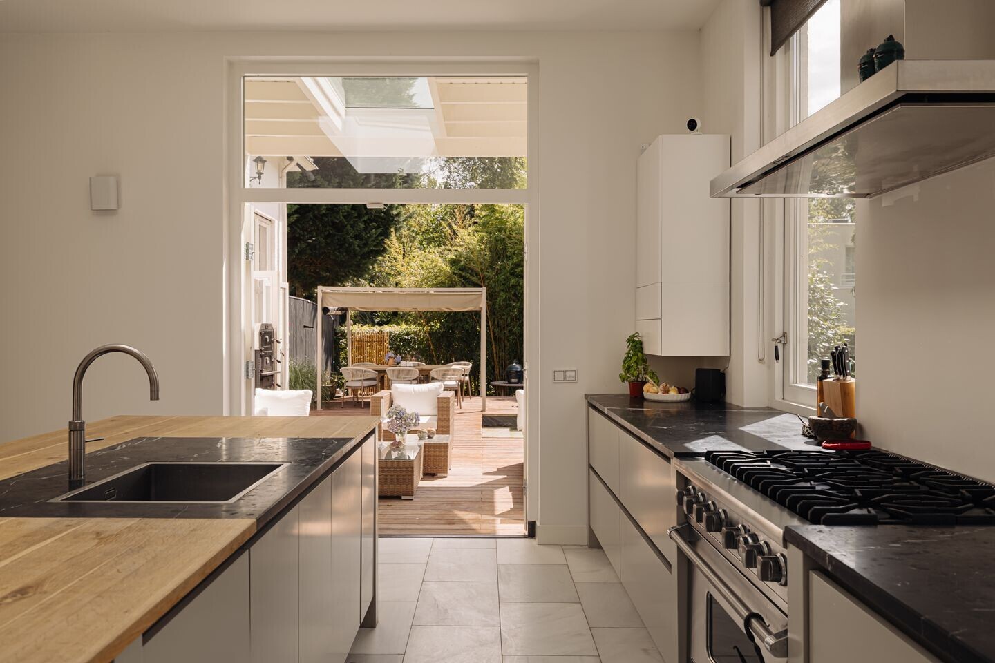 Vrijstaande woning te koop: Naarderstraat 71, Laren