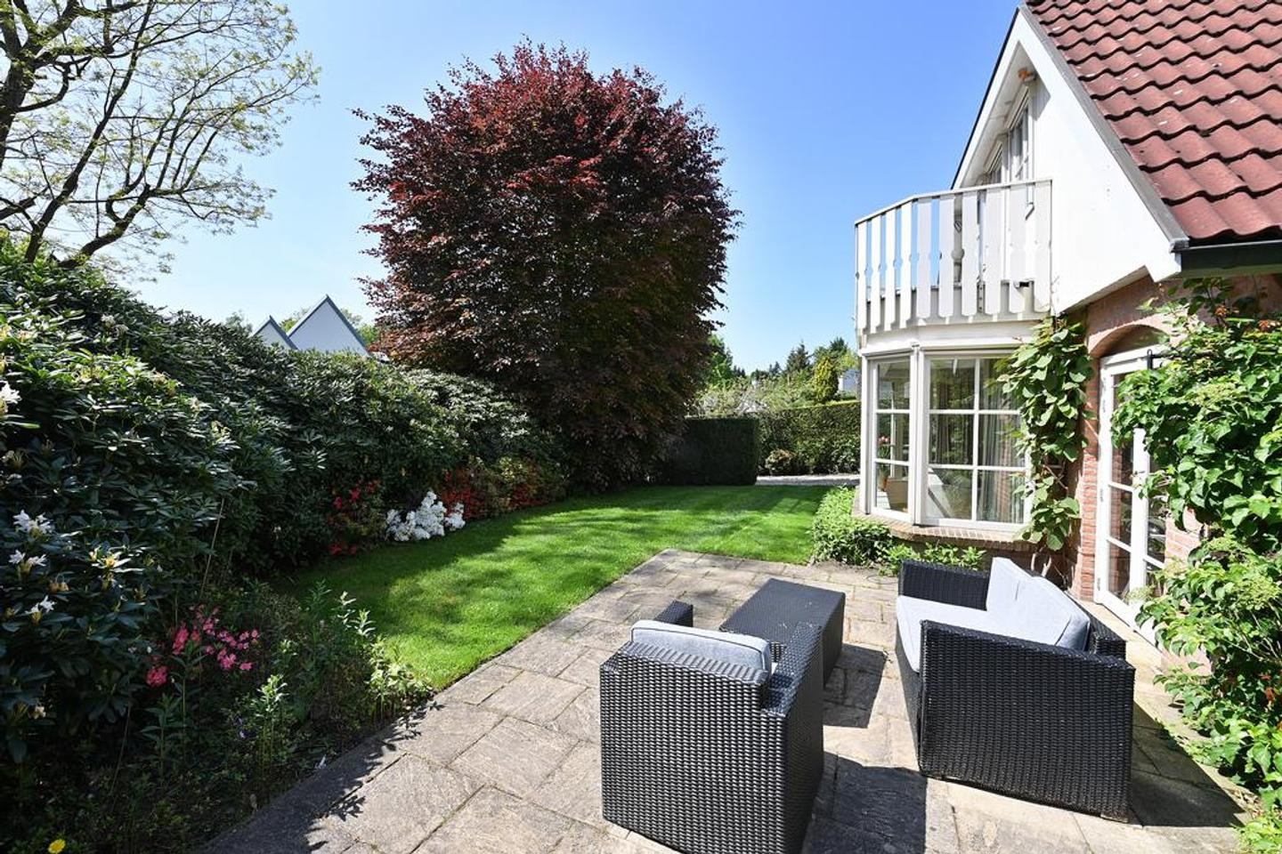 Vrijstaande woning te koop: Breeweg 13, Laren