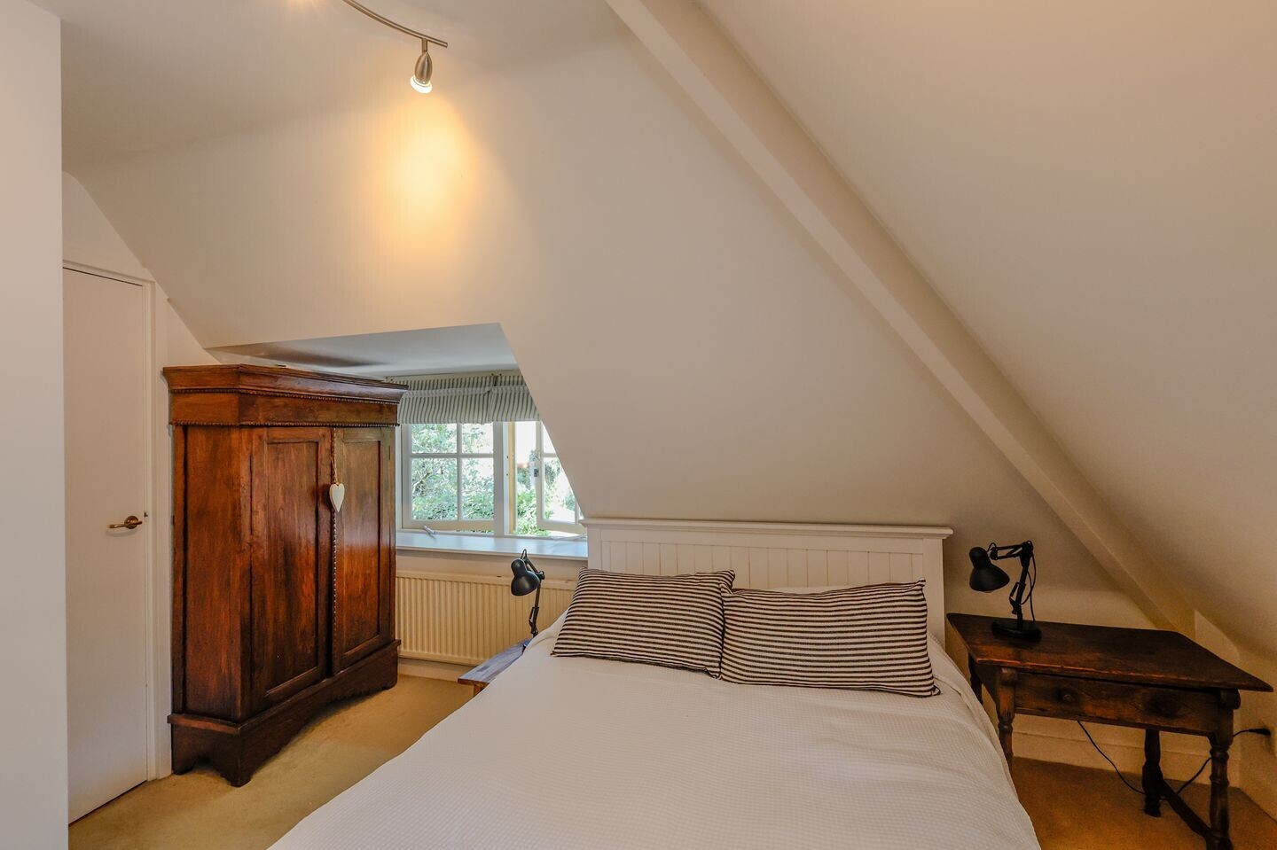 Vrijstaande woning te koop: Herdersweg 19, Laren