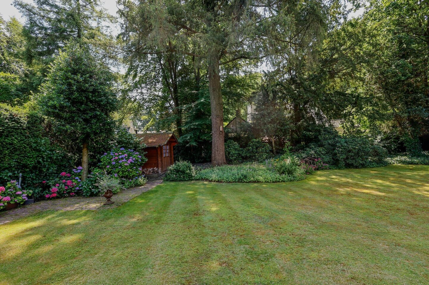 Vrijstaande woning te koop: Herdersweg 19, Laren