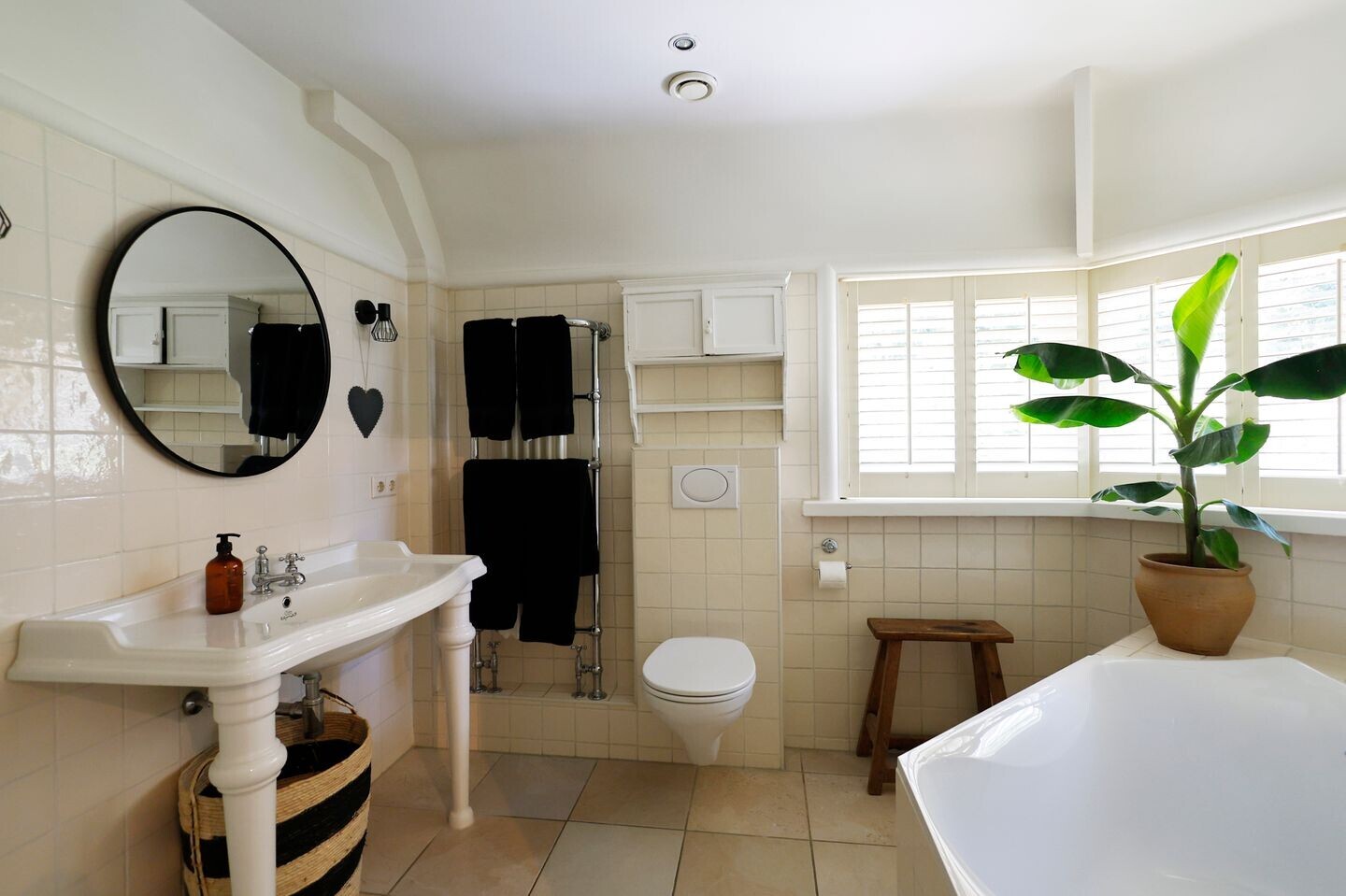 Vrijstaande woning te koop: Herdersweg 19, Laren