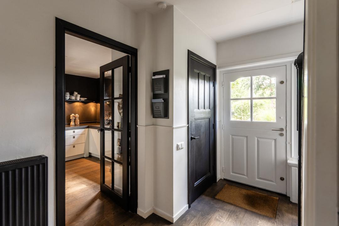 Tussenwoning te koop: Torenlaan 26A, Laren