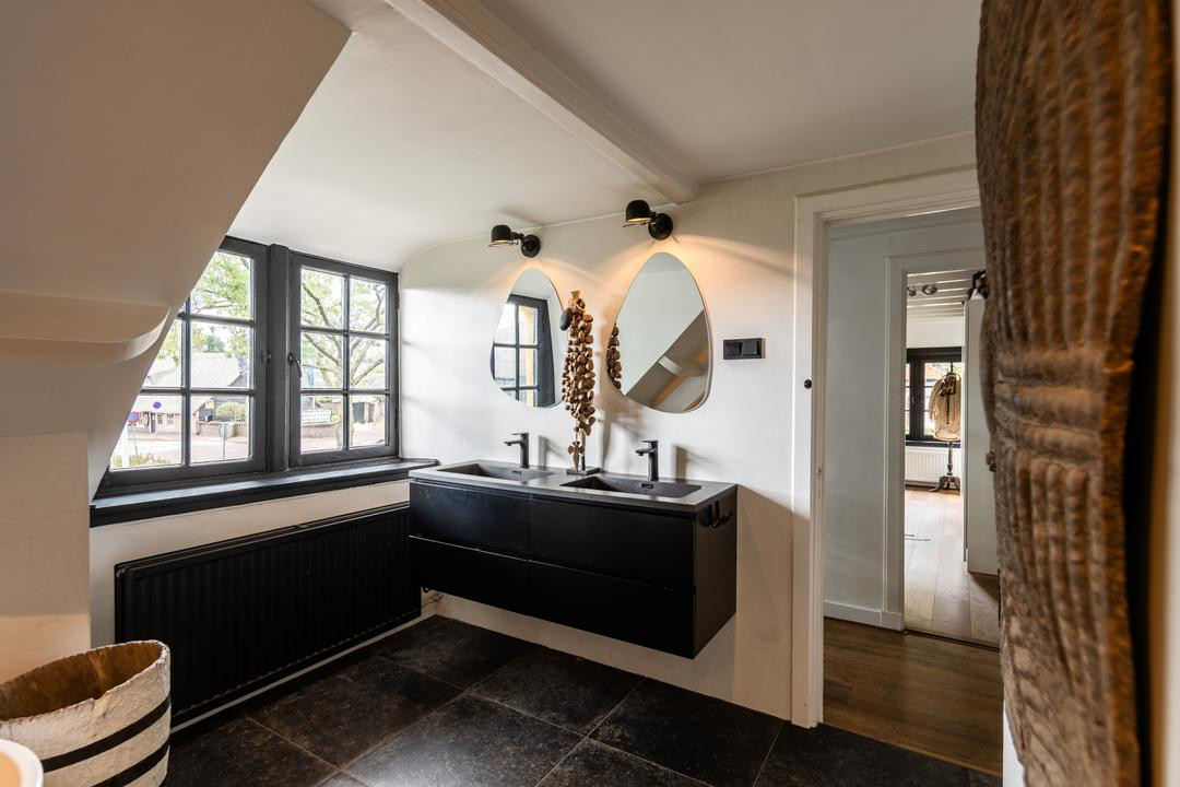 Tussenwoning te koop: Torenlaan 26A, Laren