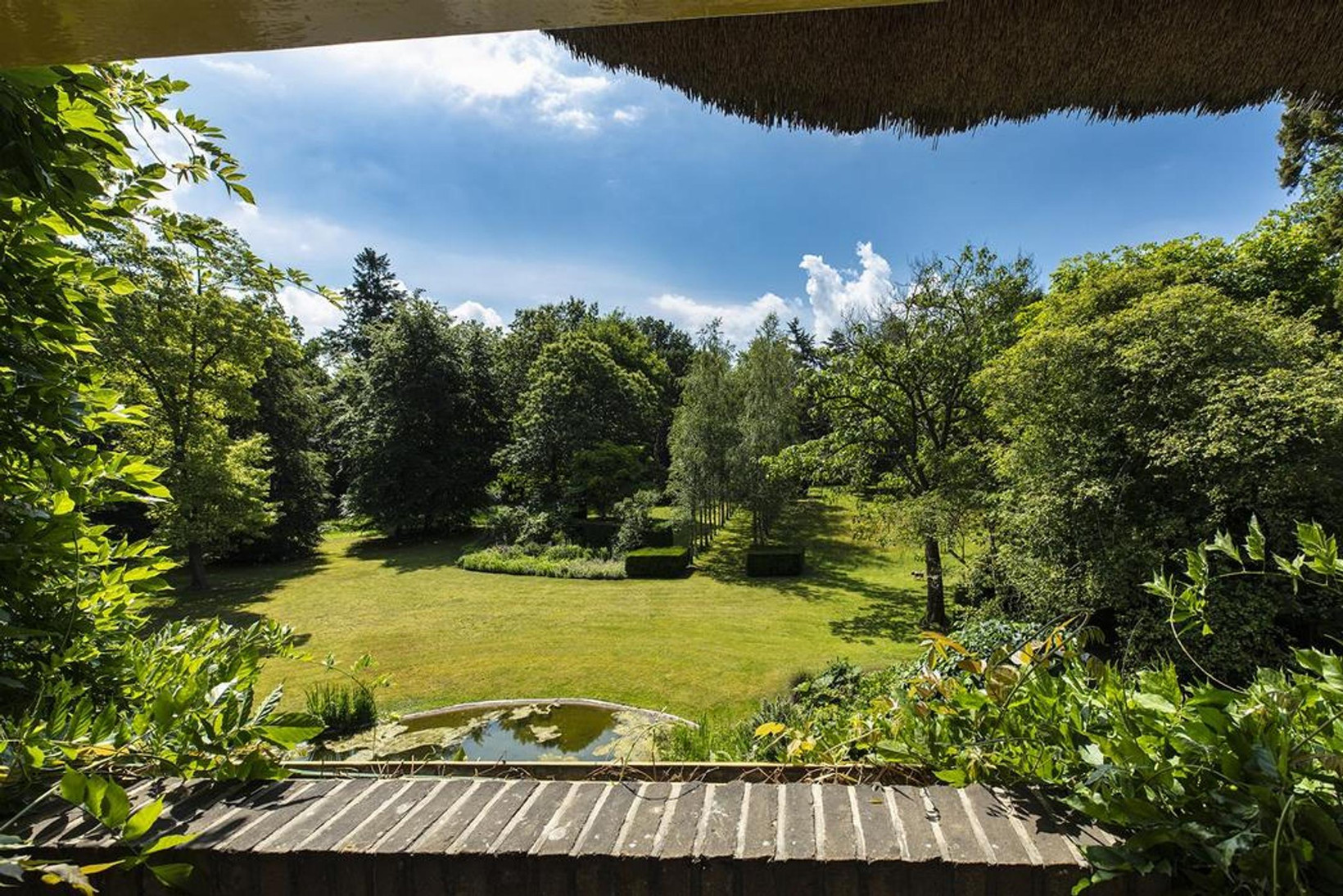 Vrijstaande woning te koop: Torenlaan 64, Laren