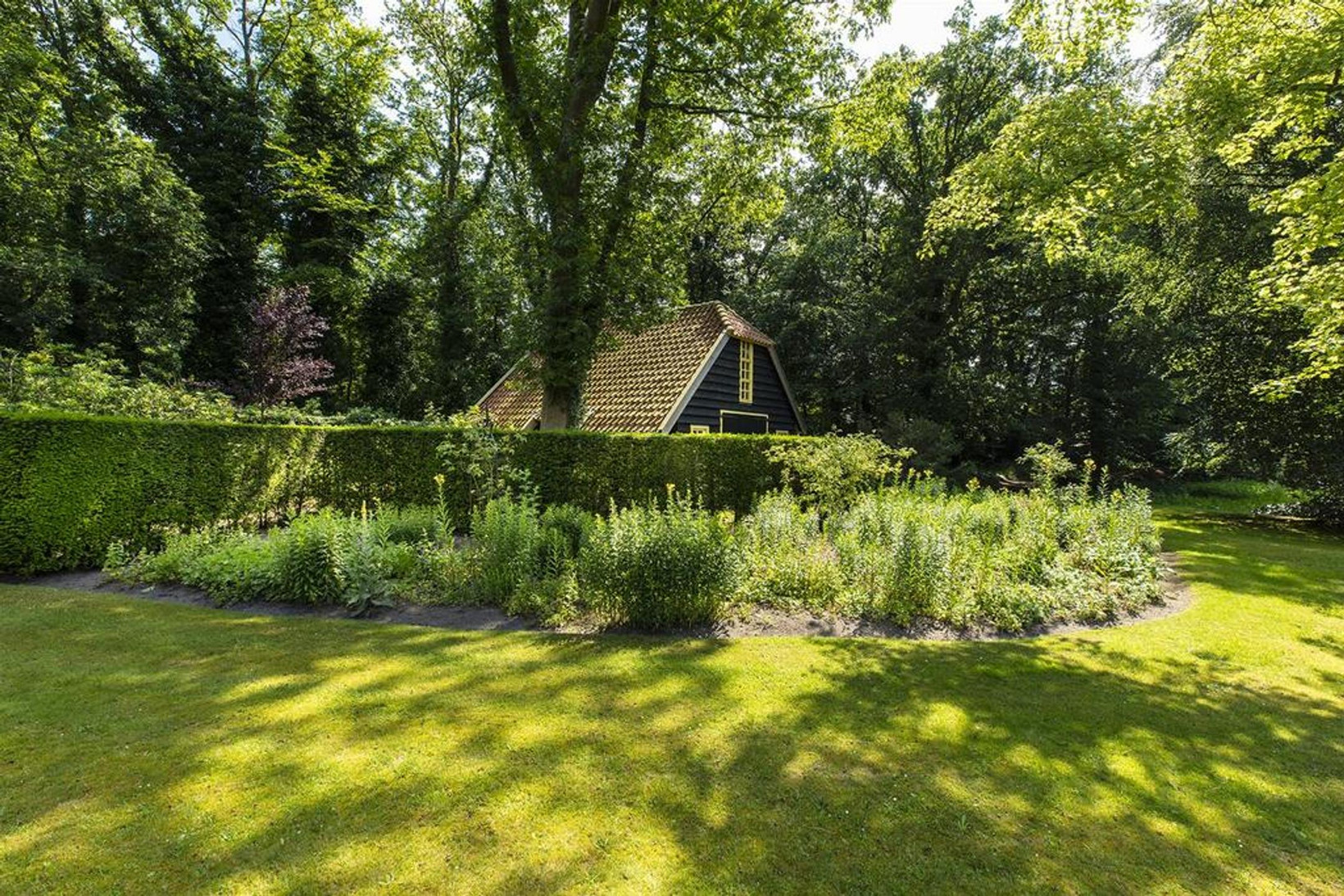 Vrijstaande woning te koop: Torenlaan 64, Laren