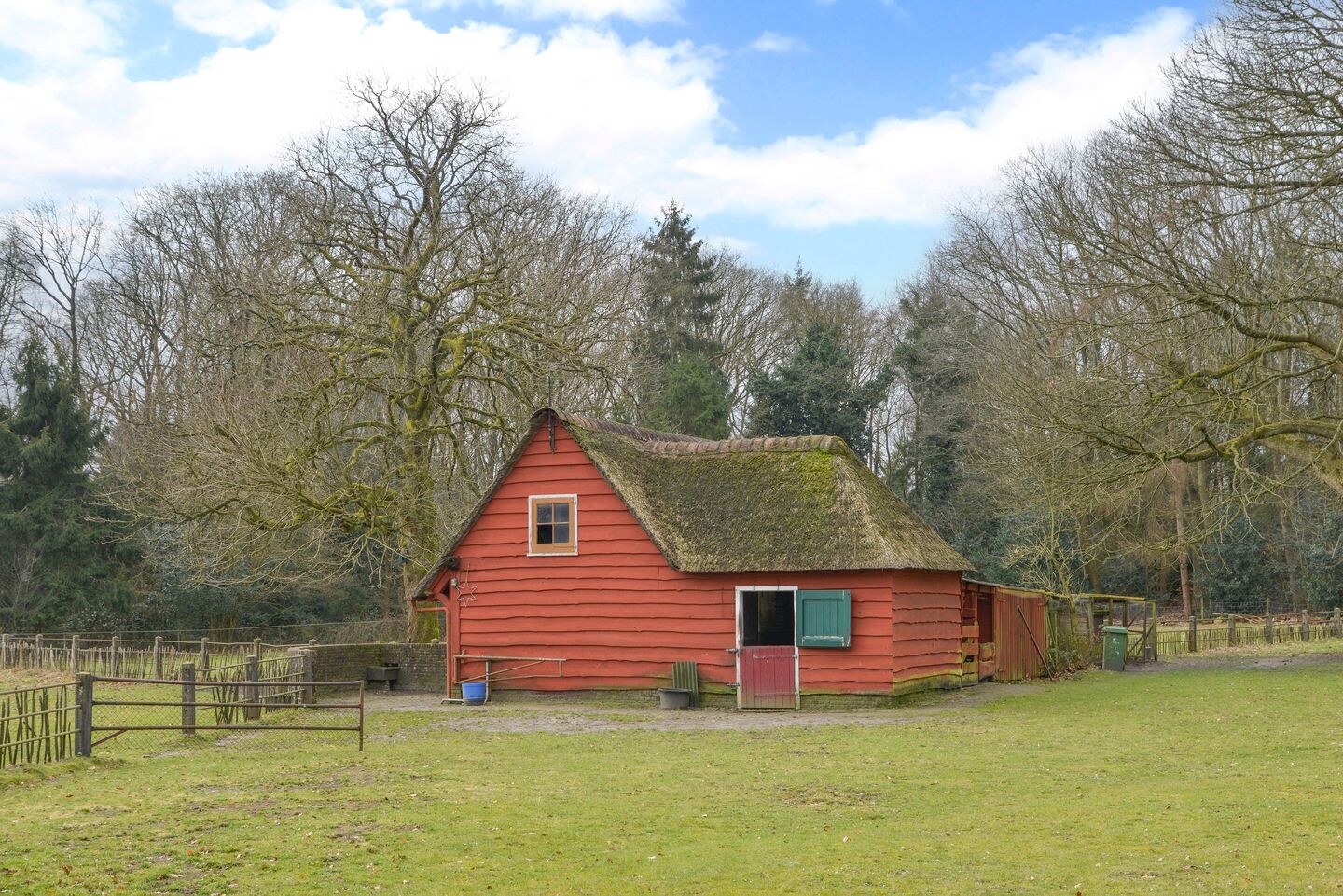 Vrijstaande woning te koop: Engweg 24, Laren